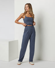 Lux At Ease Straight